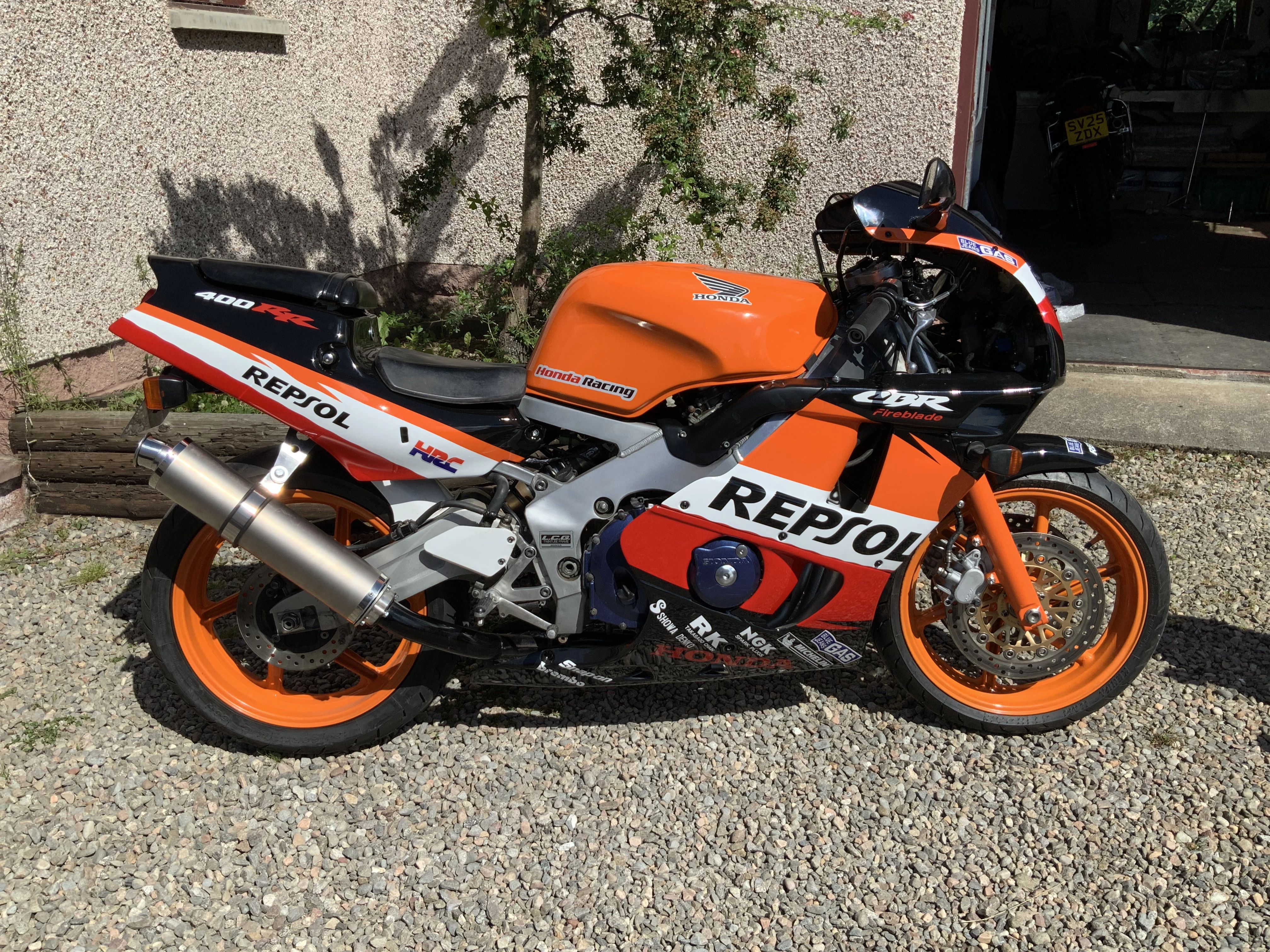 Honda CBR400RR (NC23)